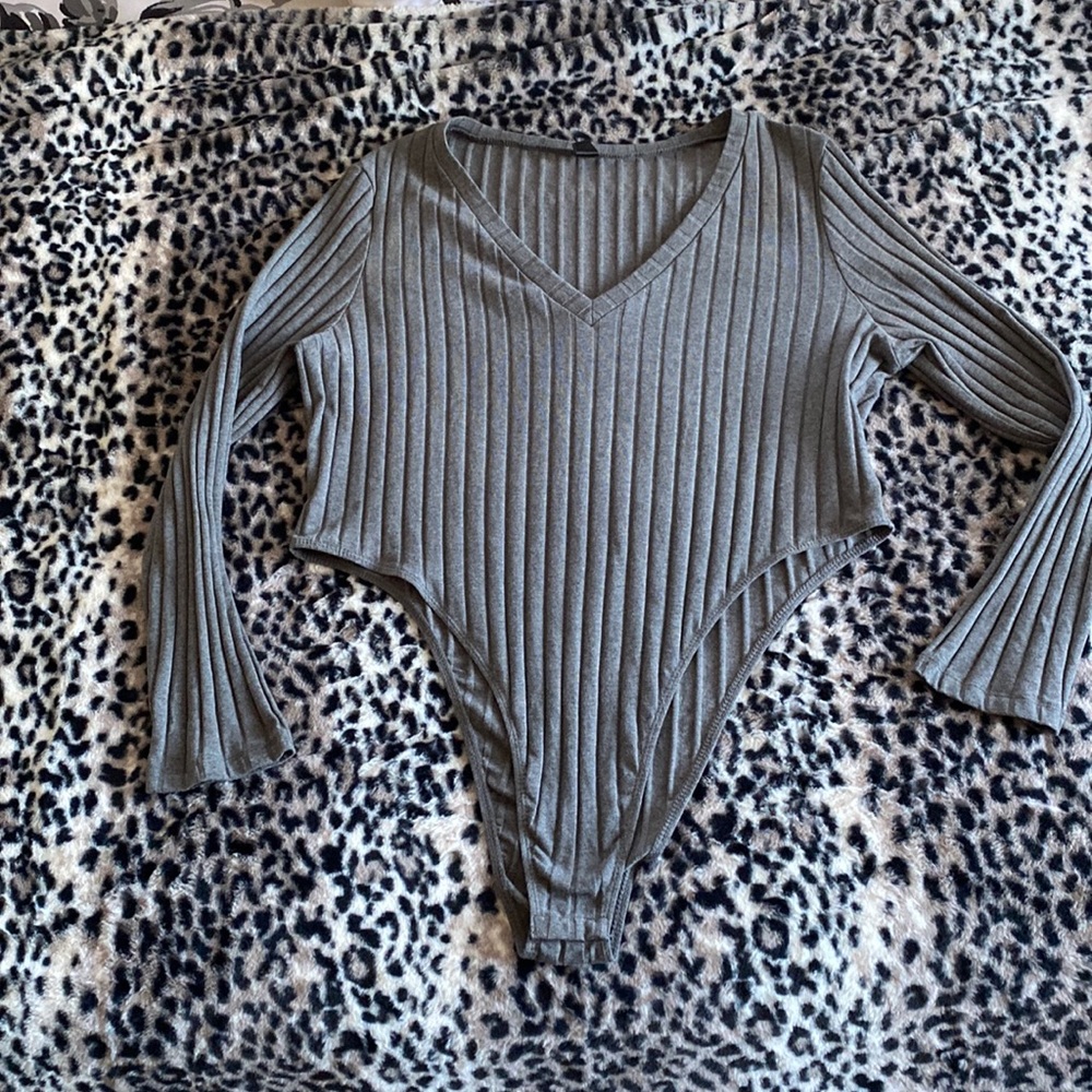⭐️5/$10⭐️Plus Size Bodysuit